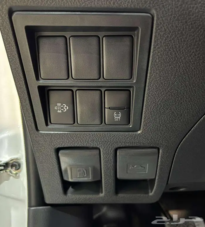 تويوتا هايلوكس غمارة GL ديزل 2025 6