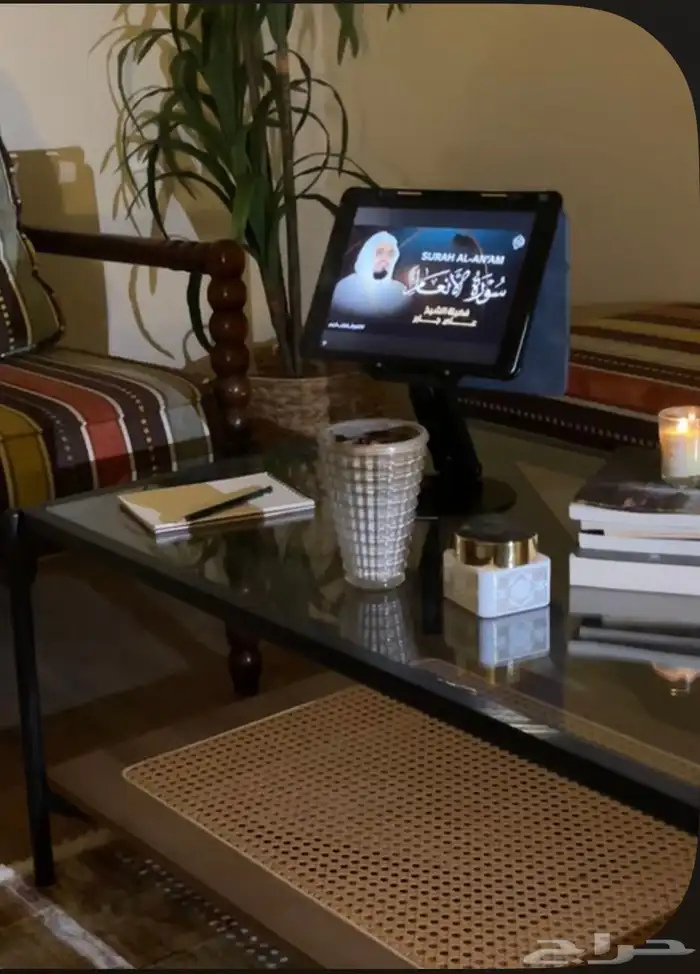 طاوله تقديم كبيره وطاولتين خدمه 0