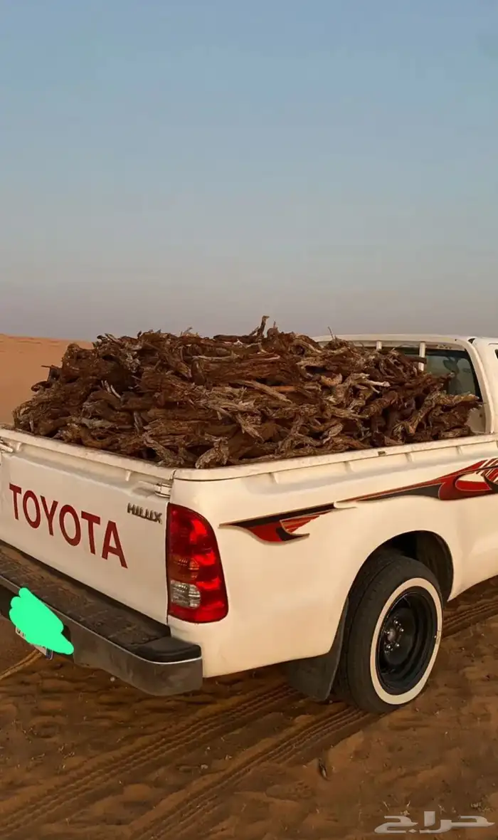 للبيع صندوق هايلكس 4