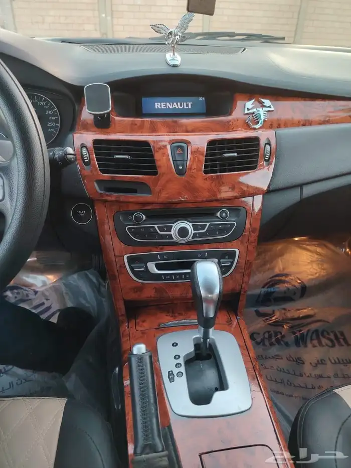 رينو سافران 8