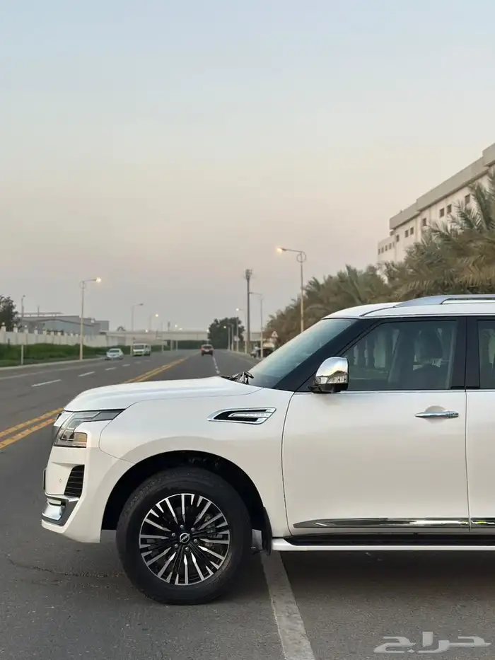 نيسان باترول بلاتينيوم 2023 4