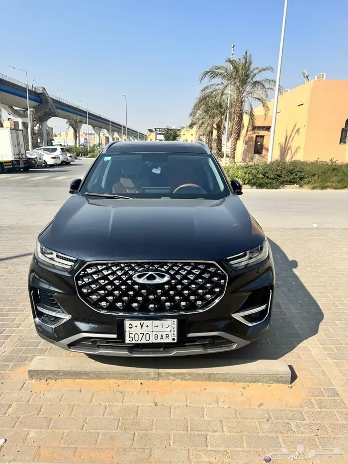 للبيع سيارة شيري 8 برو موديل 2021 - فئة فلاجشيب - لون اسود 4