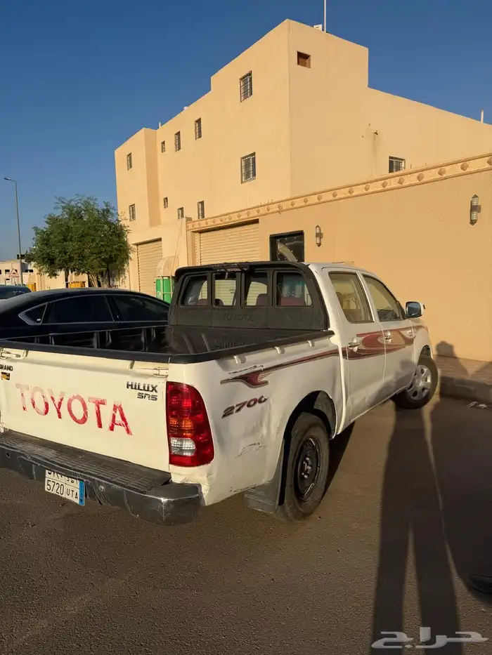 هايلوكس موديل 2010 4