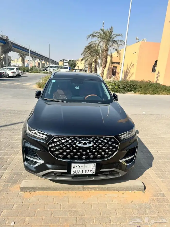 للبيع سيارة شيري 8 برو موديل 2021 - فئة فلاجشيب - لون اسود 1