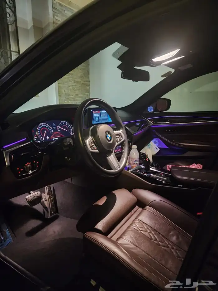 بي أم دبليو 530i ام كيت ماستر كلاس فئة البزنس فل اوبشن. 1