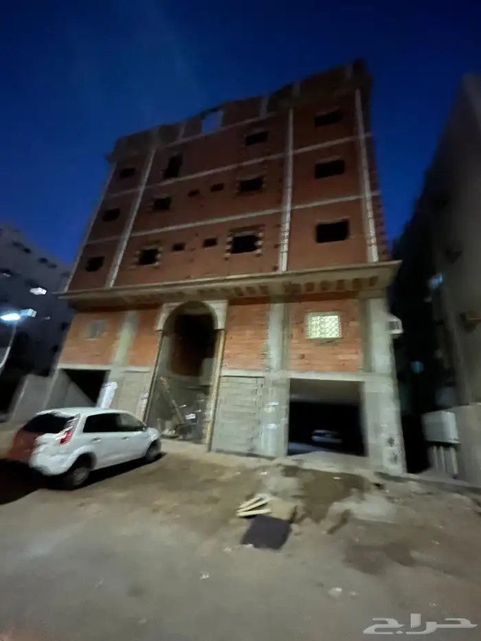 عماره اللبيع 1