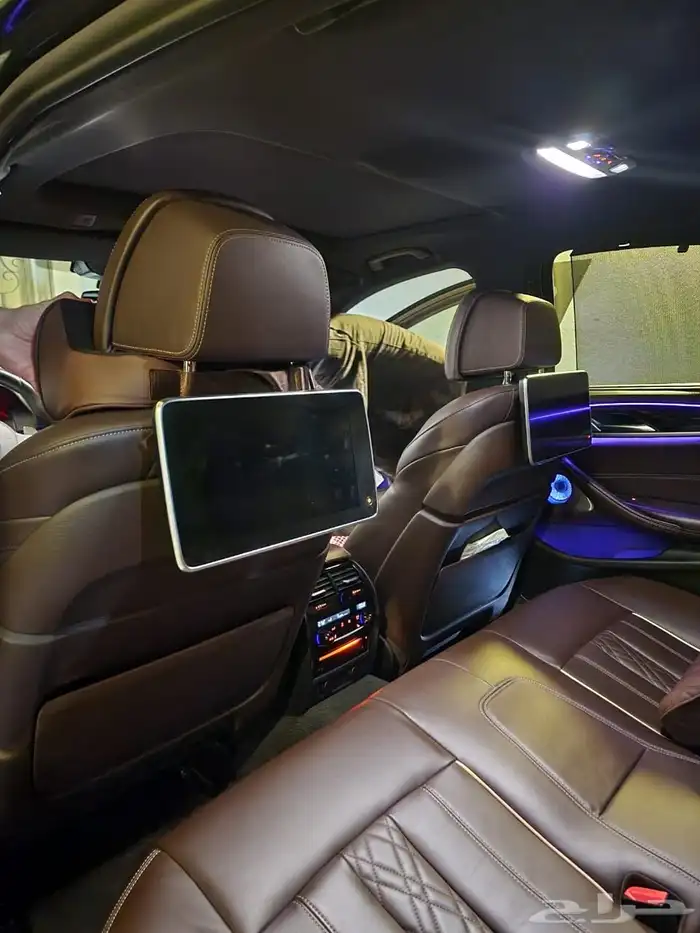 بي أم دبليو 530i ام كيت ماستر كلاس فئة البزنس فل اوبشن. 12