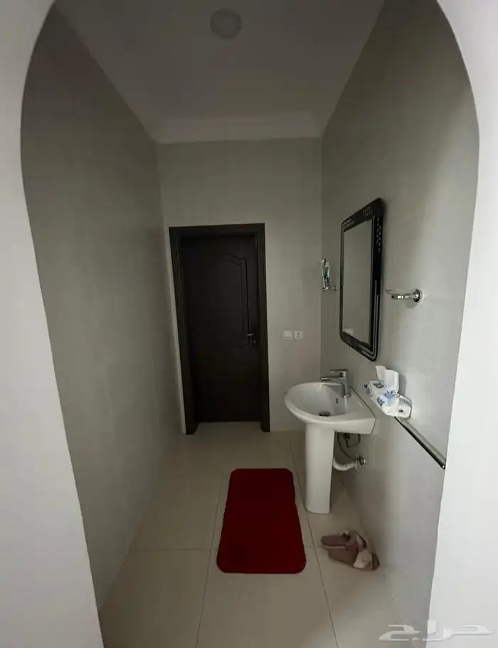 استراحة البيع بموقع مميز 15