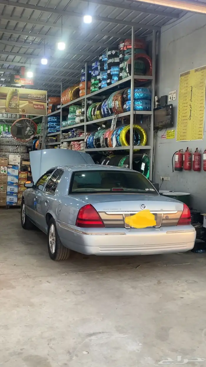 فورد ماركيز 2009 امريكي 0