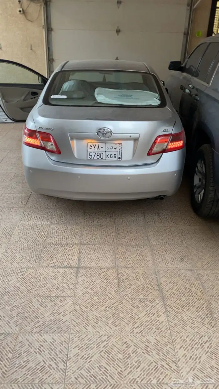 كامري 2011 تماتيك اقبل بدل هايلكس 4