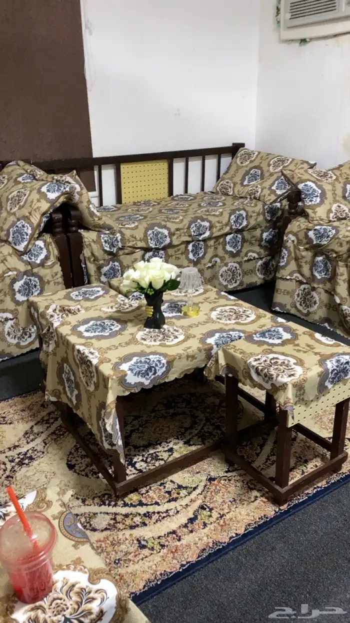 اثاث منزلي للبيع 0