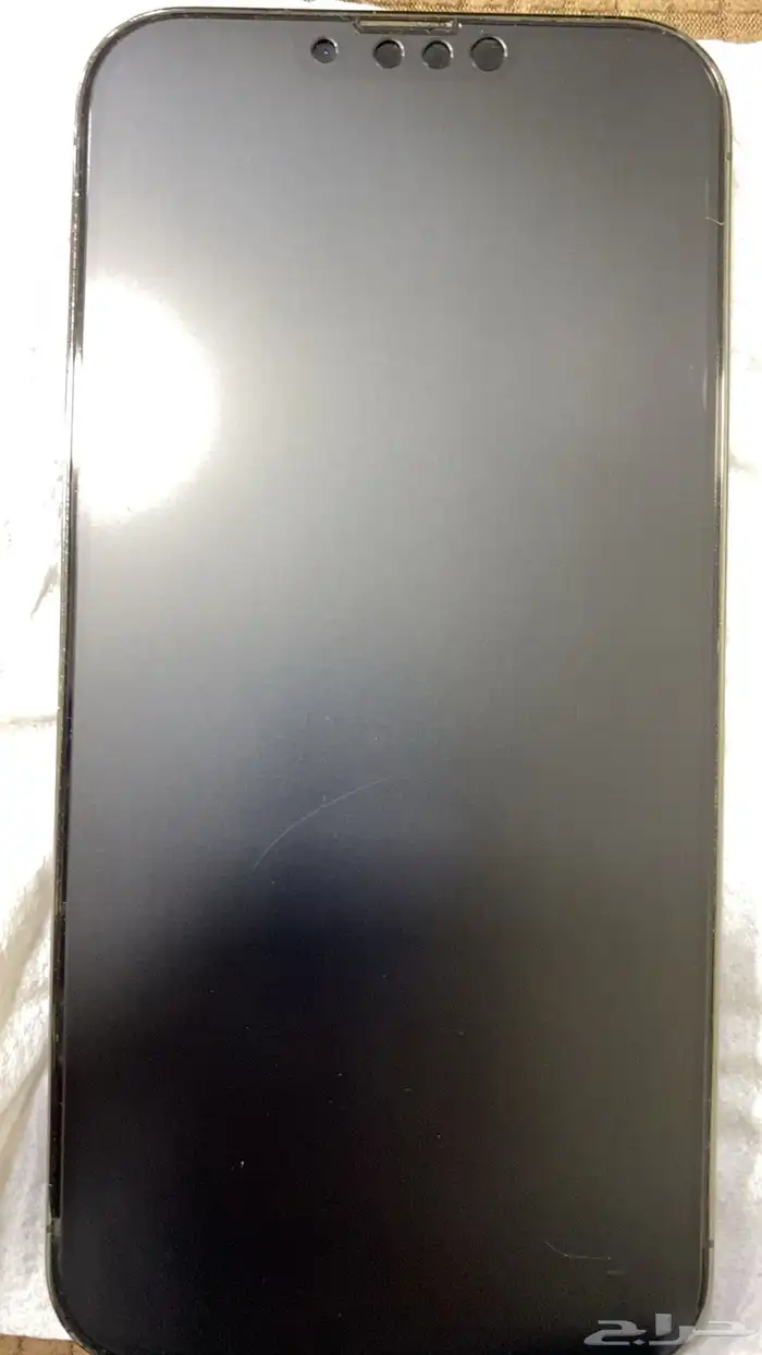 ايفون 13بوماكس 3