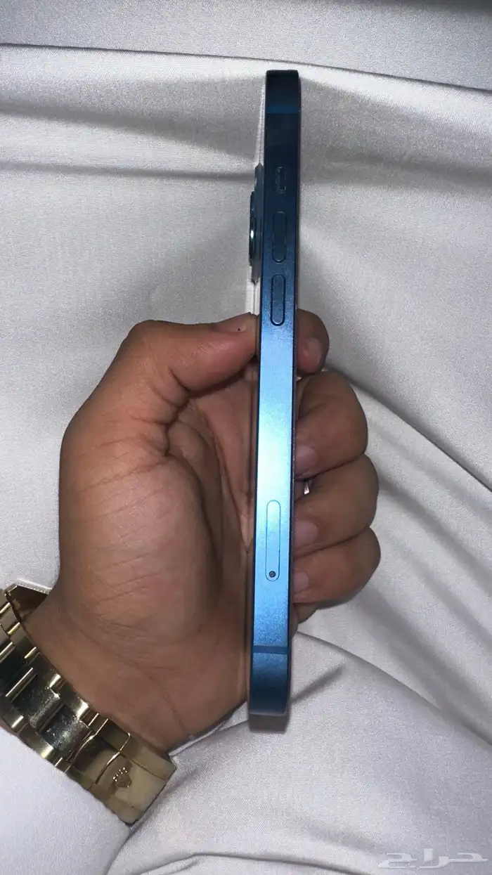 جوال ايفون 13 عادي 128 قيقا نظيف 2