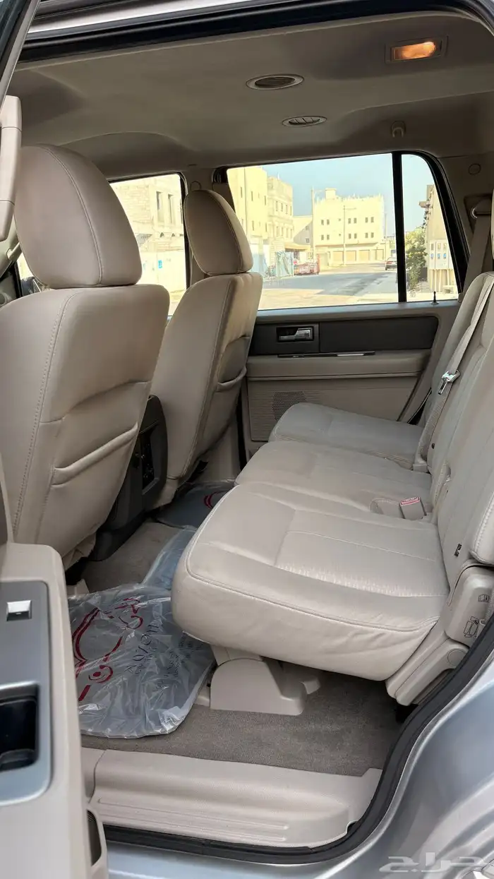 فورد اكسبدشن 2012 10