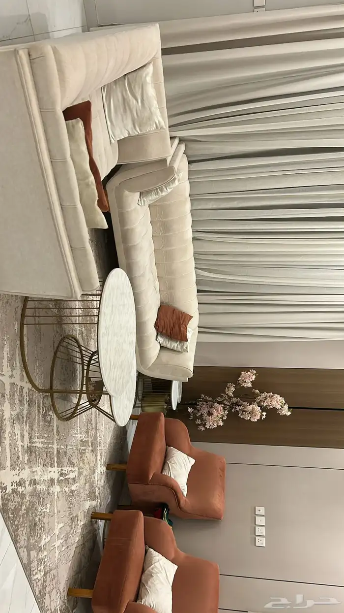 بيع كنب وطاولات 1