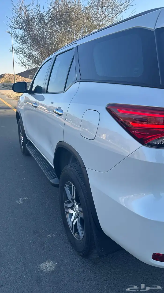تويوتا فورتشنر (2024) VX1 2