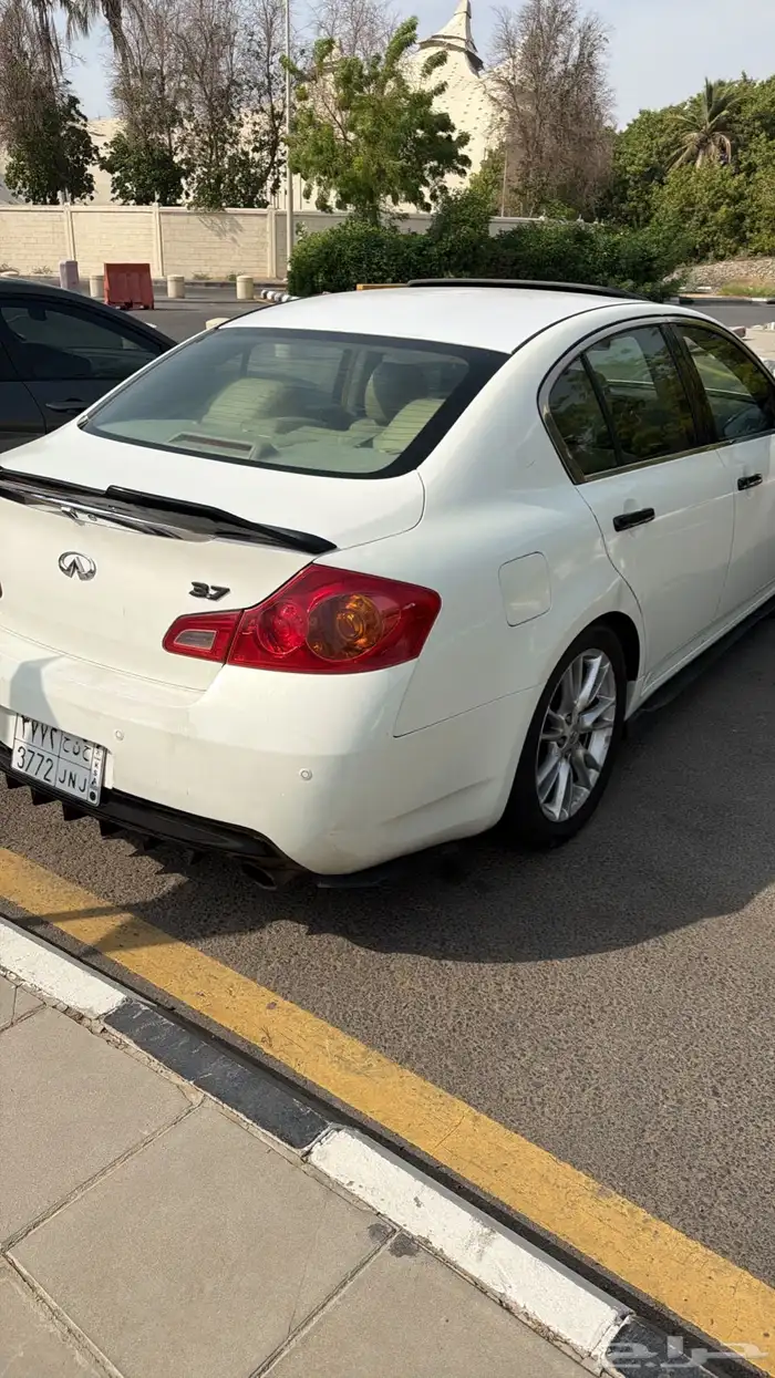 جناح انفنيتي g37 مستعمل نظيف 1