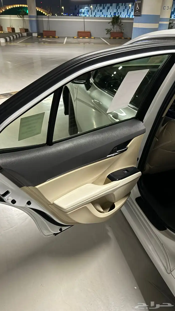 كامري 2018 ستاندر LE 31