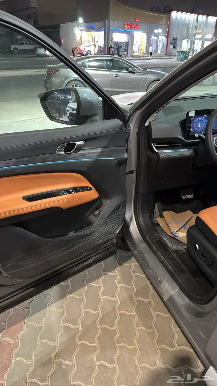 فورد تيرتوري فئة تيتانيوم بلس بنزين 2026 6