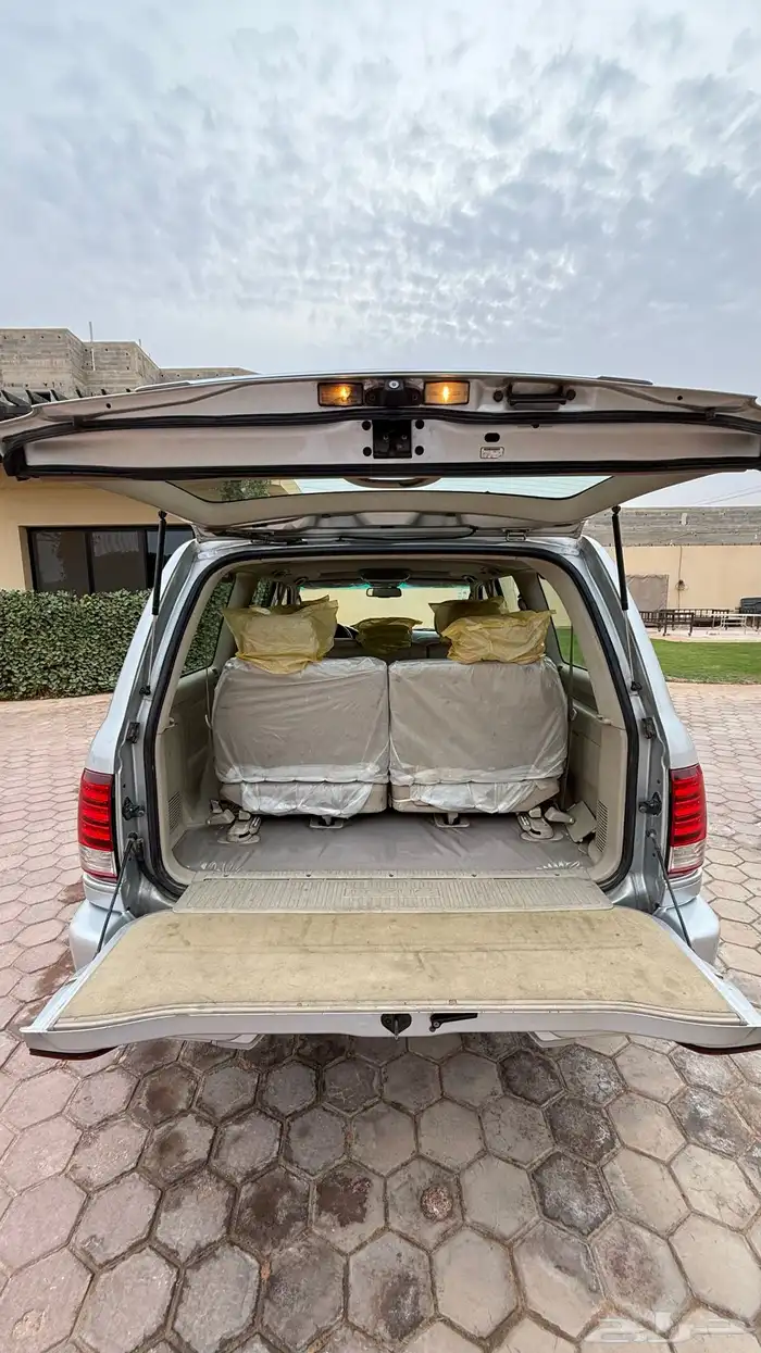 لكزس LX470 بريمي 2006 عداد 378 الف فقط 50