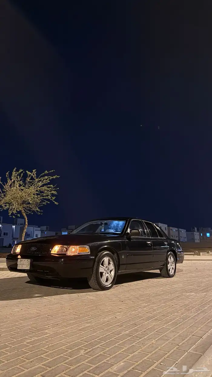 فورد فكتوريا 2006 LX للبيع 15