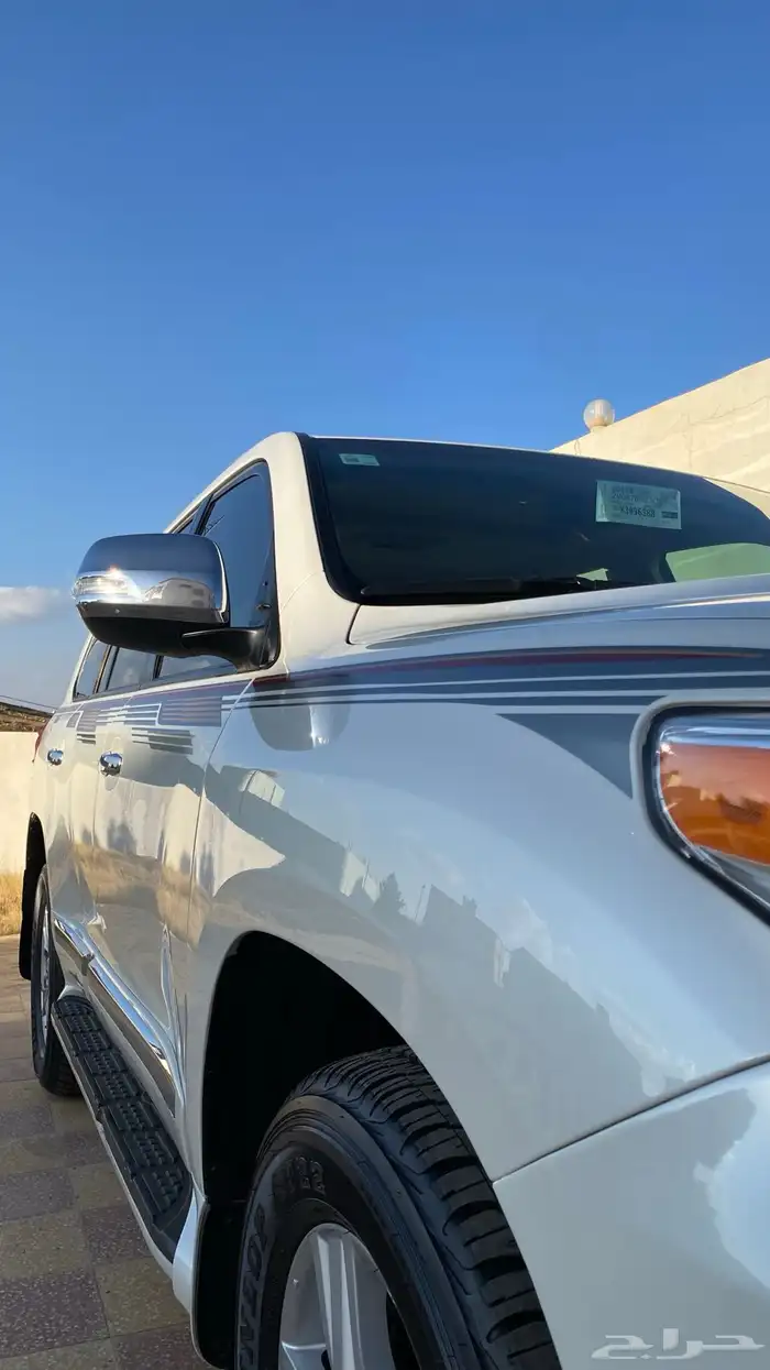 لاندكروزر 2014 فل كامل 20