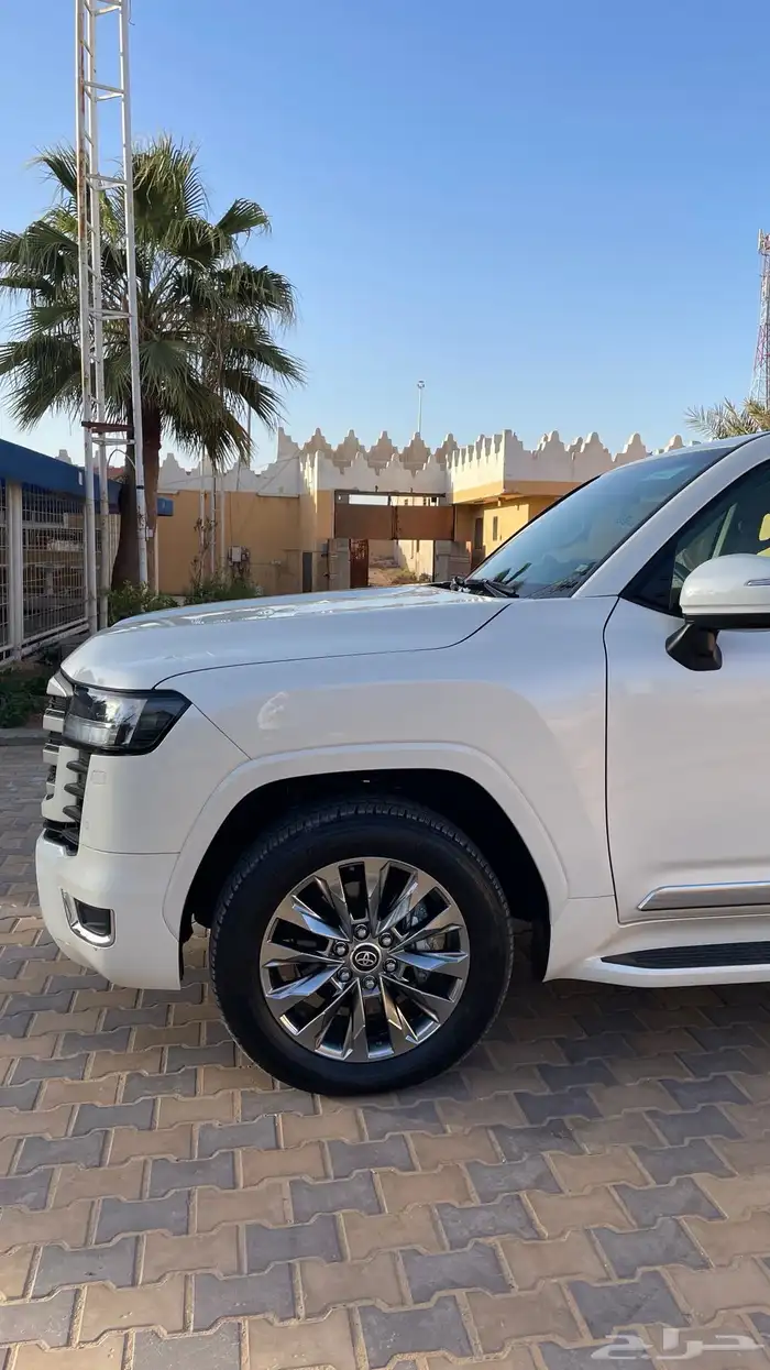 لاند كروزر L3 2022 7