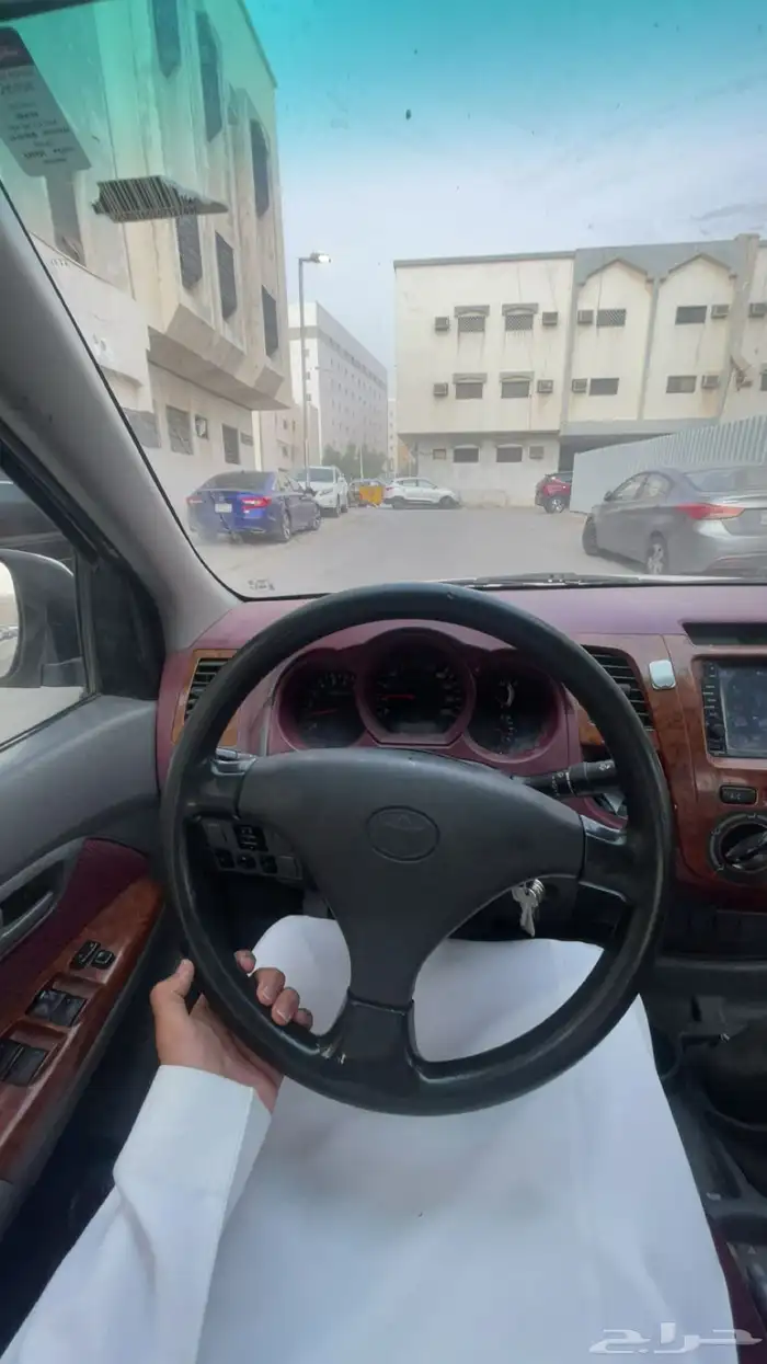 هايلوكس 2010 4