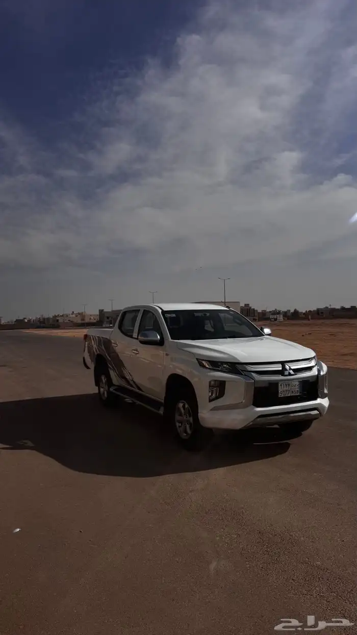 ميتسوبيشي ال 200 موديل 2022 1