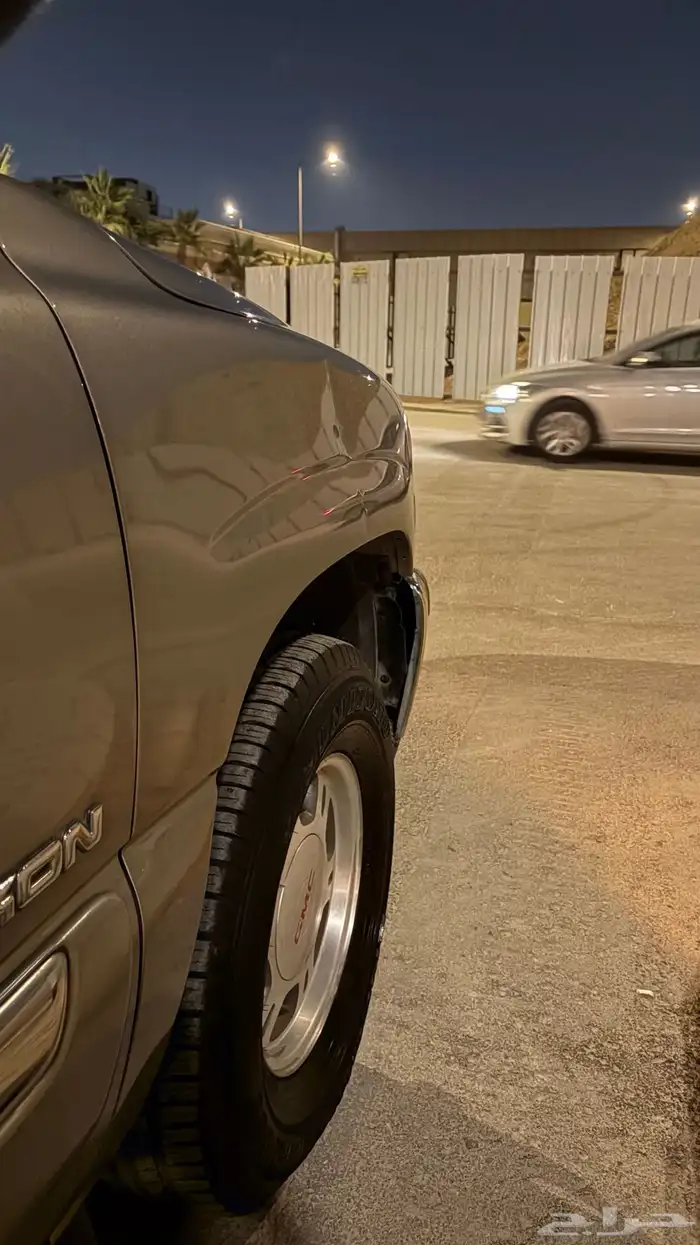 جمس يوكن sle موديل 2002 نظيف 8