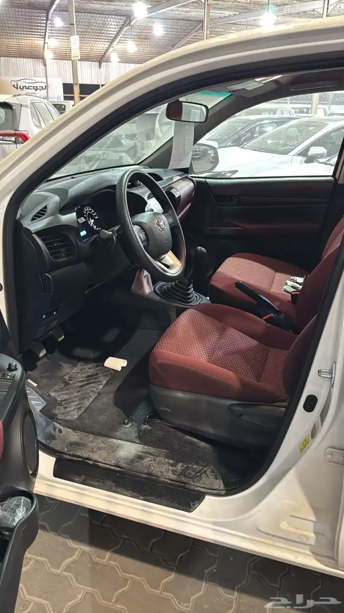 تويوتا هايلوكس فئة GL غمارتين ديزل 2025 7