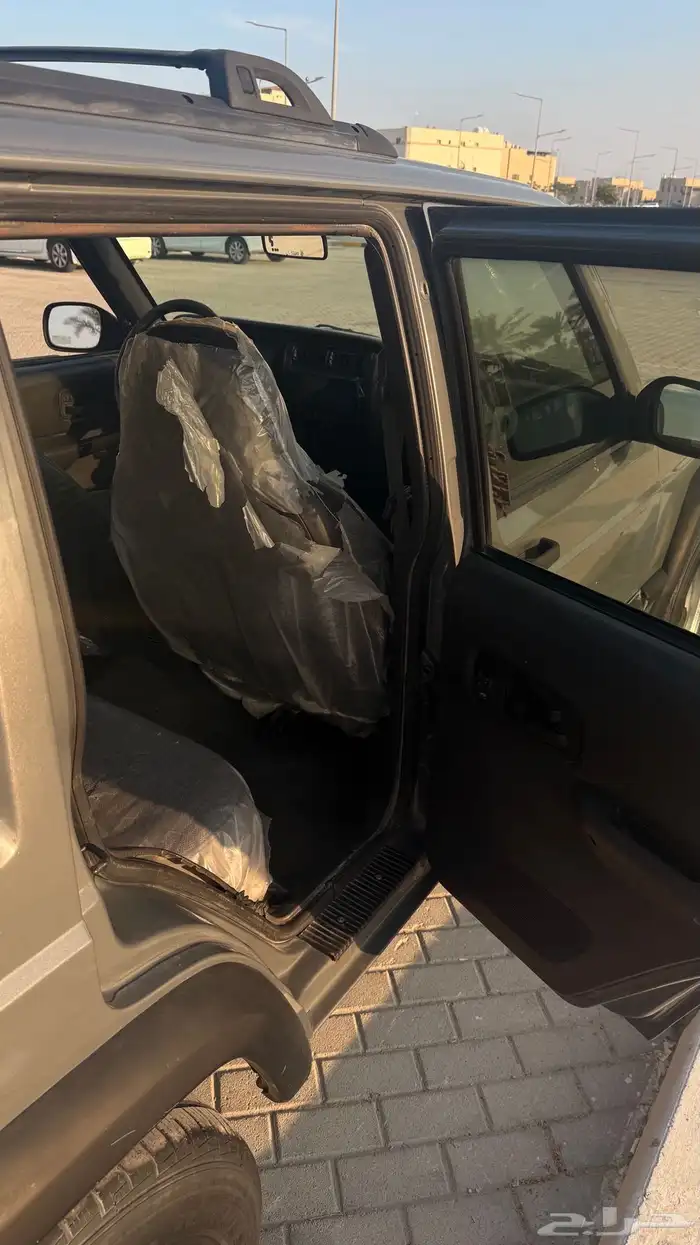 جيب شروكي 18