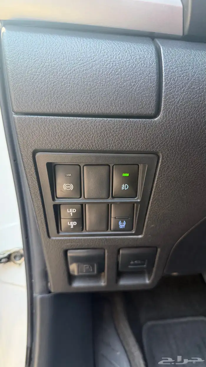 هايلوكس 2022 دبل بنزين تماتيك 10