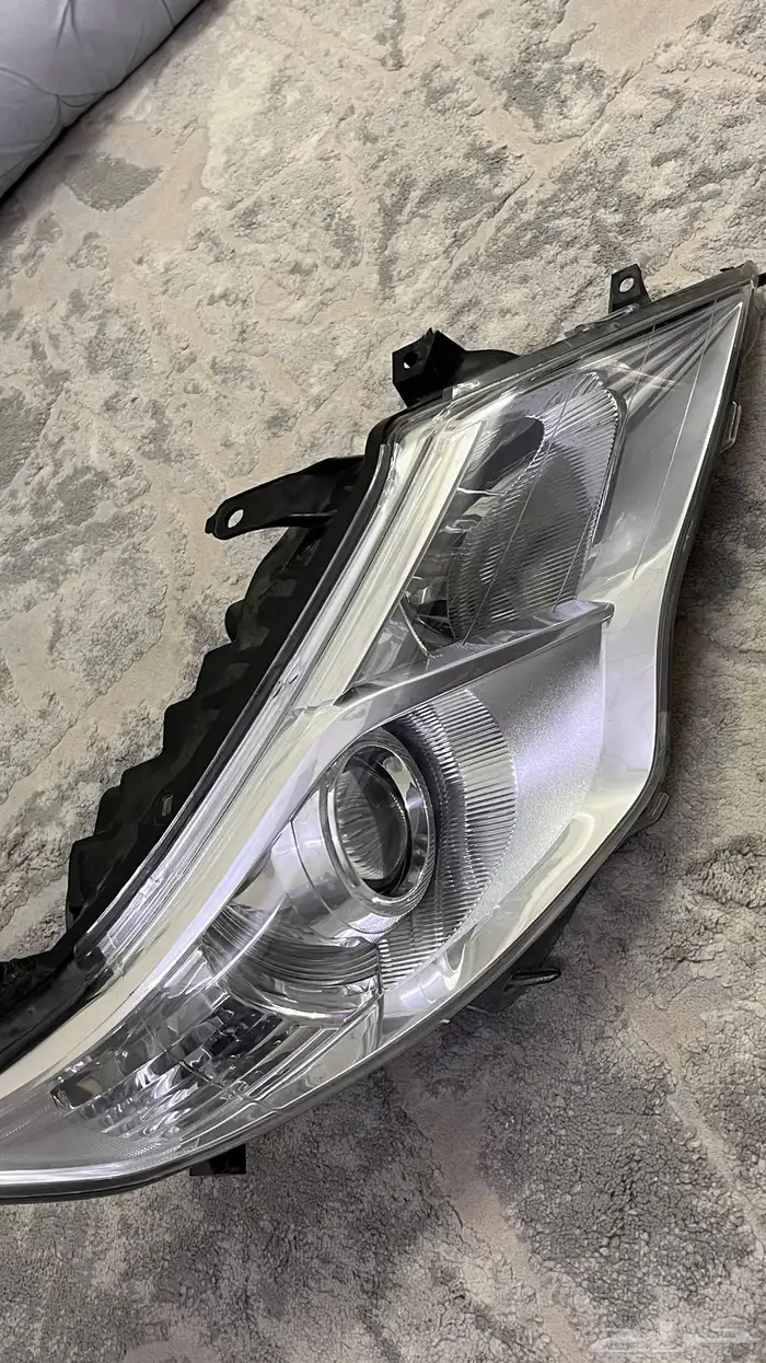 أنوار قدام حق سيارة كامري موديل 2012 إلى 2015 موقع الأحساء 2