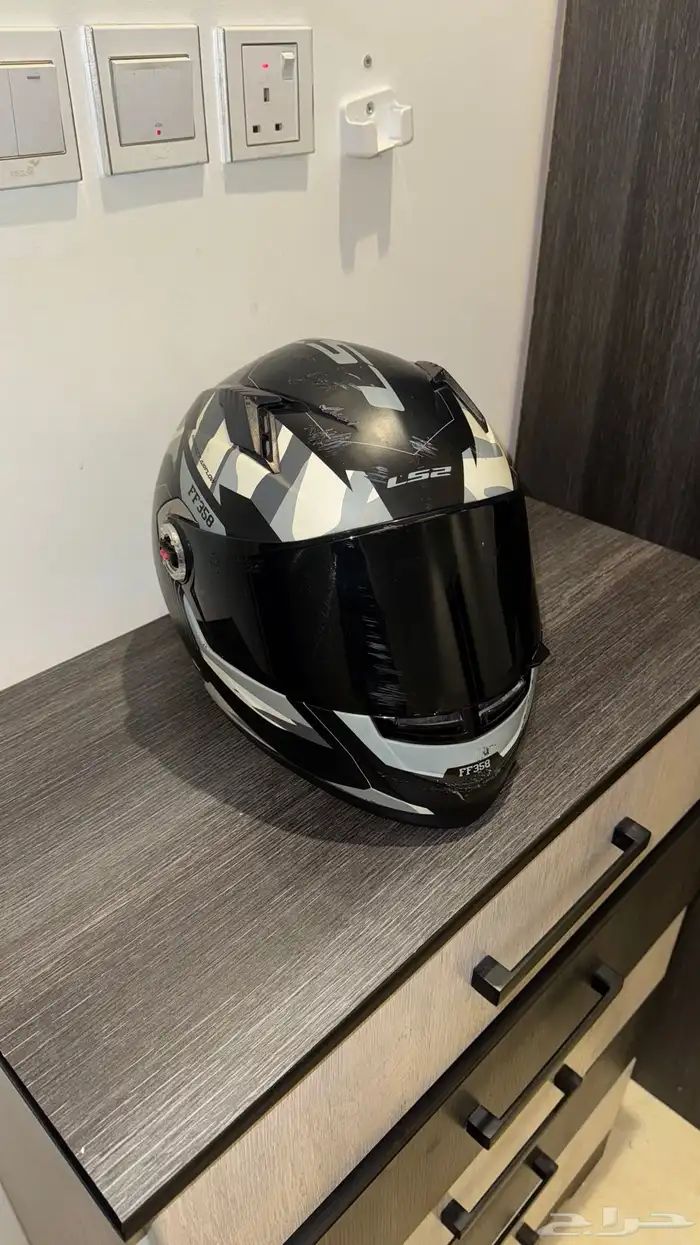 خوذه ( LS2 ) اصليه مقاس XL 0