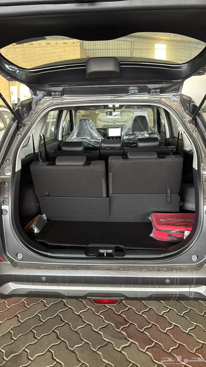 تويوتا فيلوز GLX بنزين 2025 10