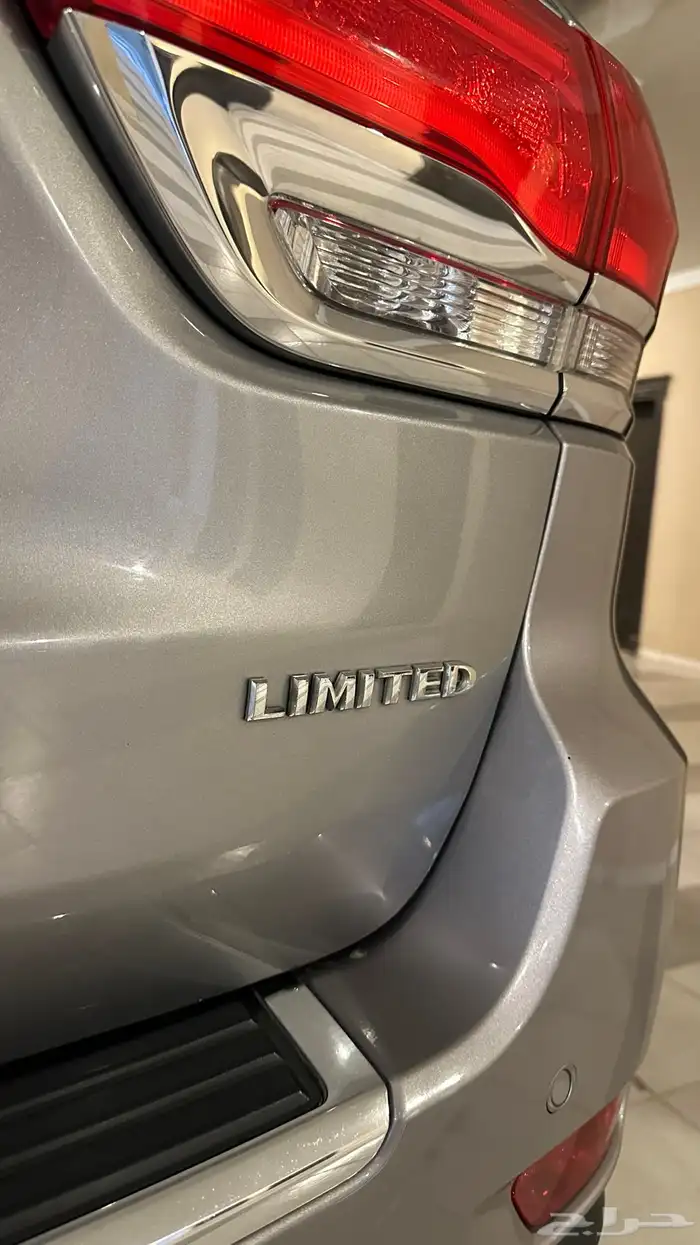 جراند شيروكي 2015 V8 16