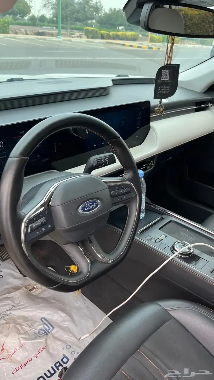 فورد تورس 2023 تيتانيوم فل كامل مستعجل 7