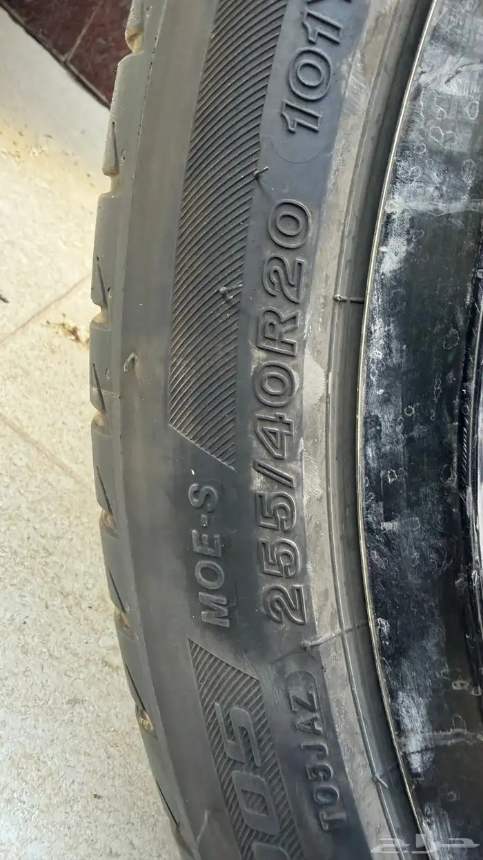 جنوط مرسيدس مع كفرات شبه جديده 10