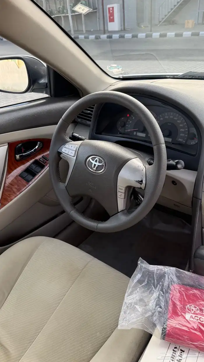 كامري 2011 قير تماتيك ( ثاني مالك ) نظيف 25