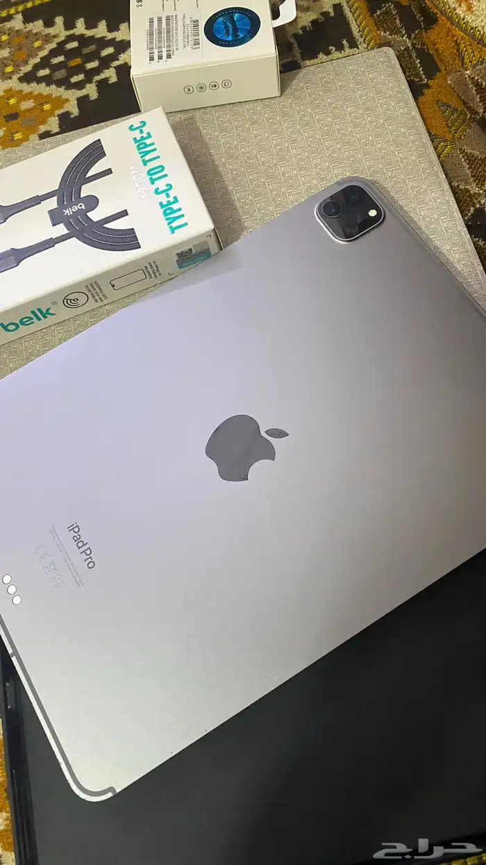ايباد برو m2 ابو شريحة 1