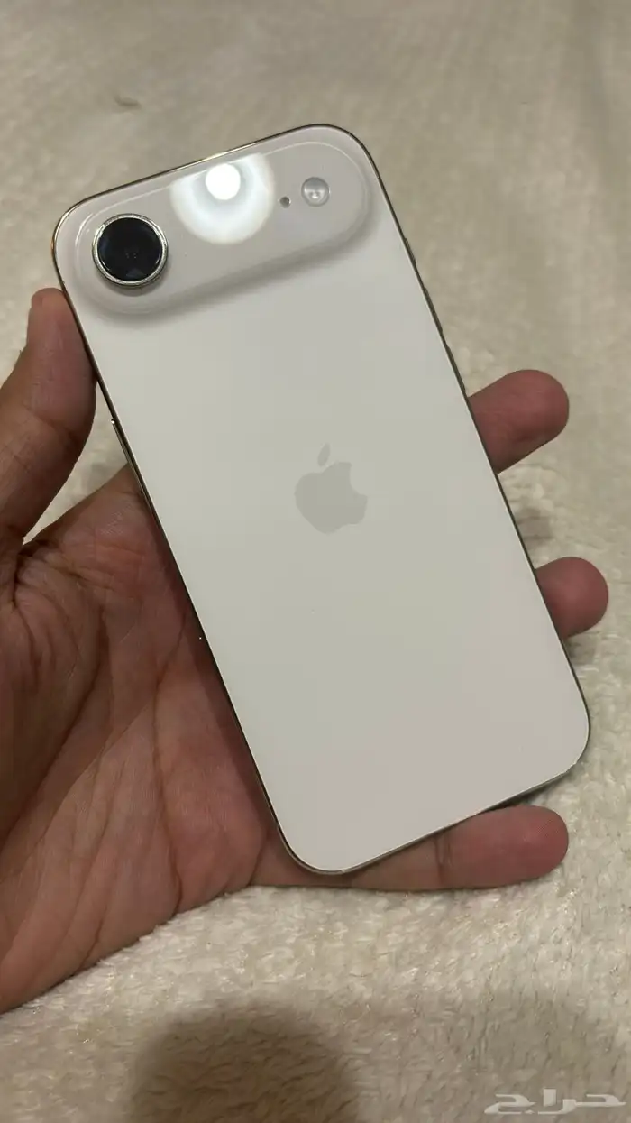 ايفون اير 17 0