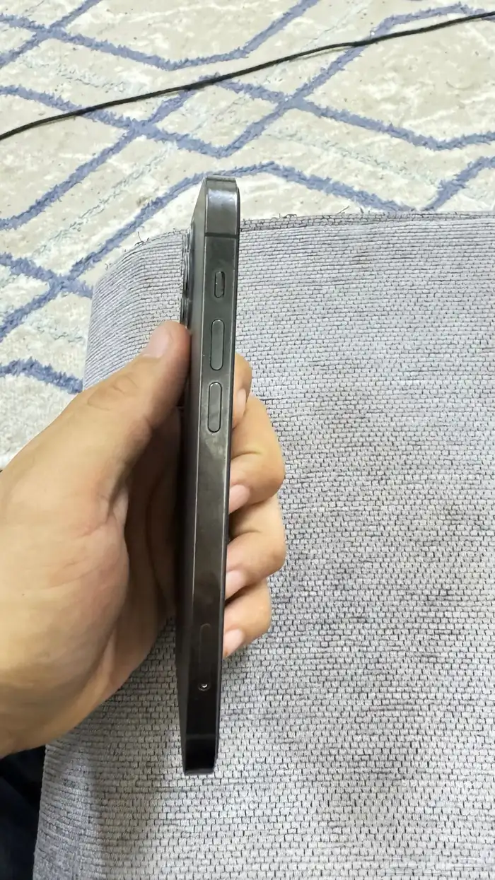 ايفون12 برو بيع مستعجل 2