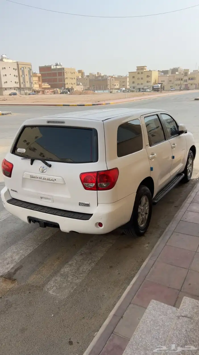 تويوتا - سكويا - 2010 - نظيف جدا 1