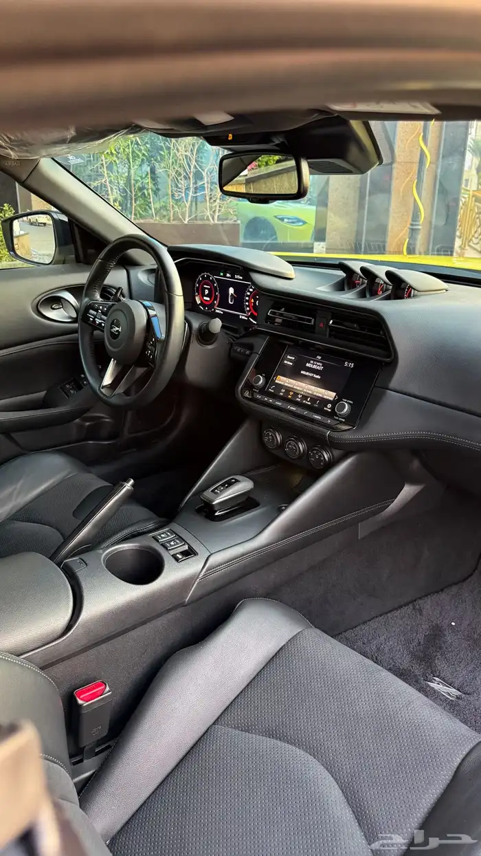 نيسان زد 2024 15