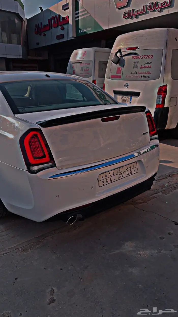 كرايزلر 5.7 2012 2