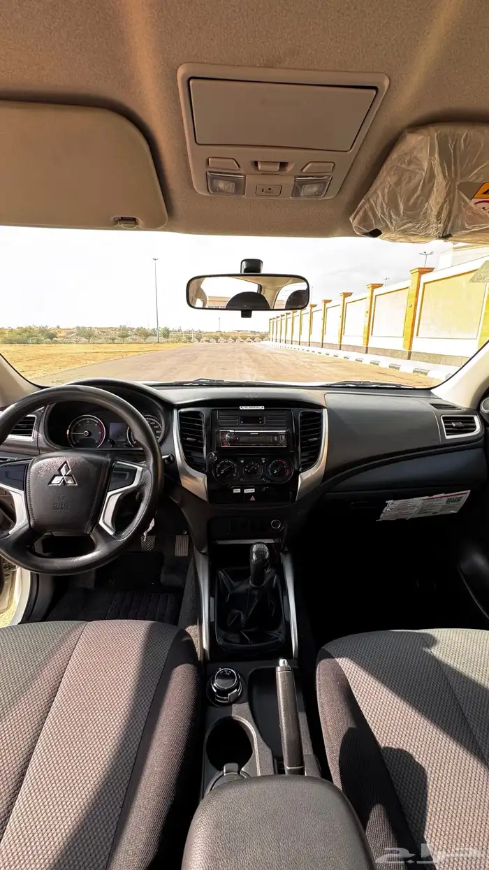 ميتسوبيشي ال 200 موديل 2022 10