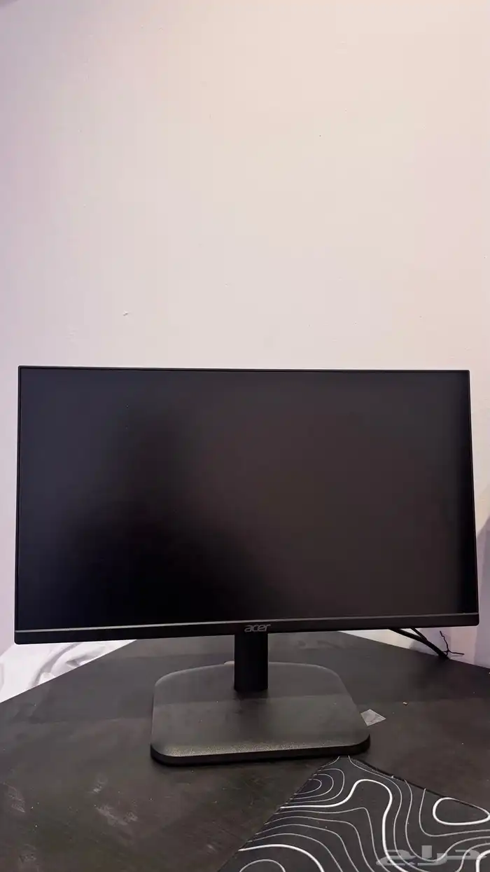 شاشة ايسر صغيرة للبي سي والسوني 1