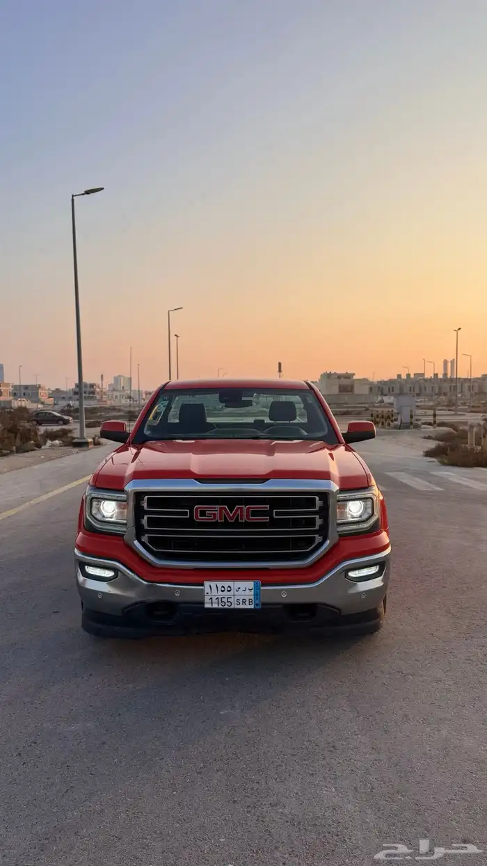 للبيع جمس سيرا 2018 احمر 1