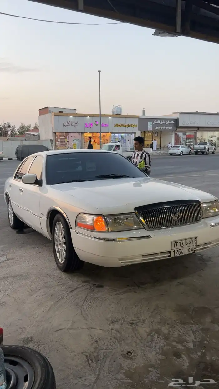 فورد ماركيز 2003 تشليح 0